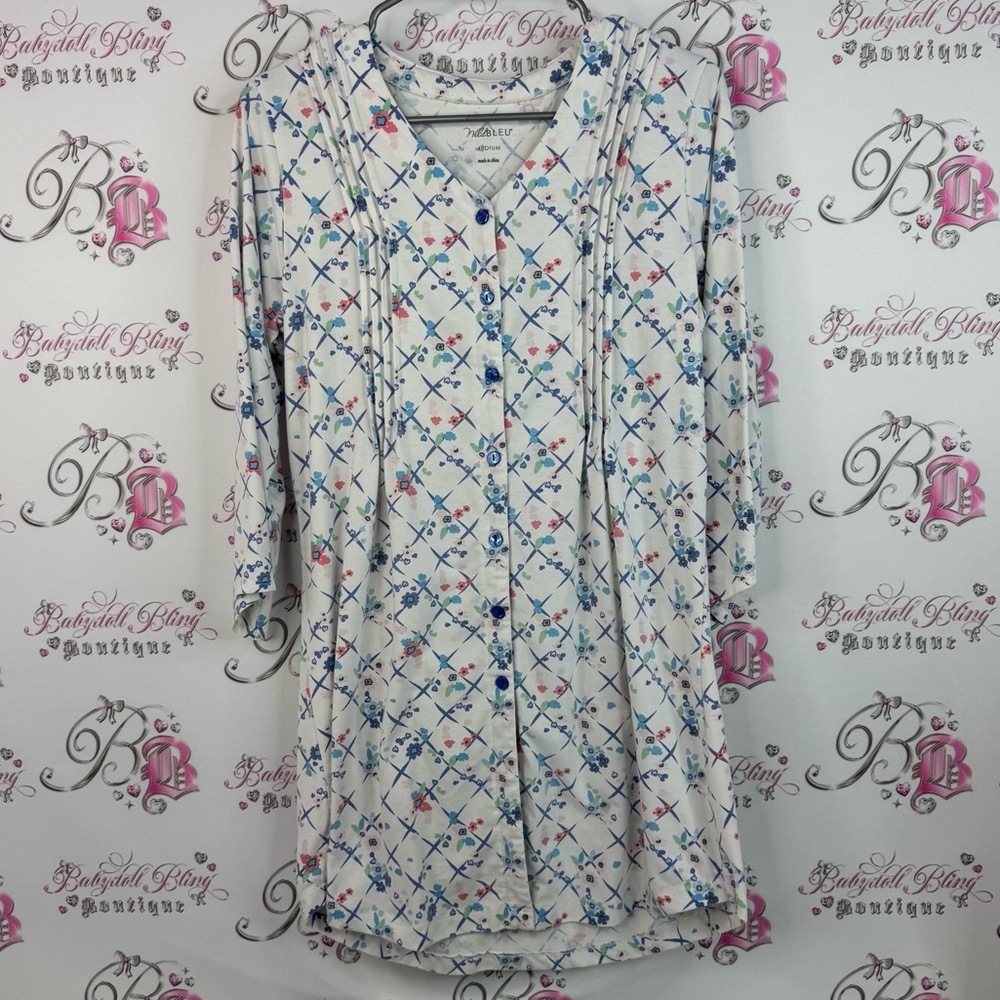 Wild bleu dress buttons floral Stylish Women's Patterned buttons - Blue and Pink